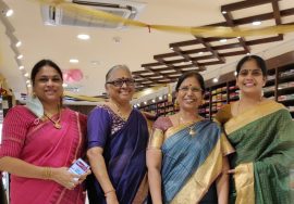 #Shorts74:Deepavali shopping-Satin silk – சாட்டீன் புடவைகள் அதிக விலை குறைவான விலை – காரணம் என்ன?